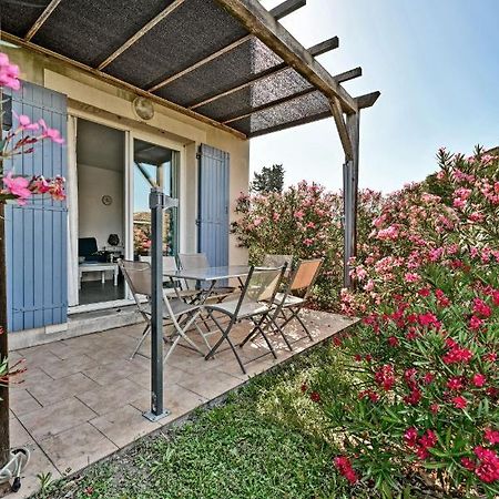 Le Petit Bonheur - Place Parking Privee - Clim - Terrasse - Piscine Partagee - Proche Parc Spirou Saint-Saturnin-les-Avignon Bagian luar foto